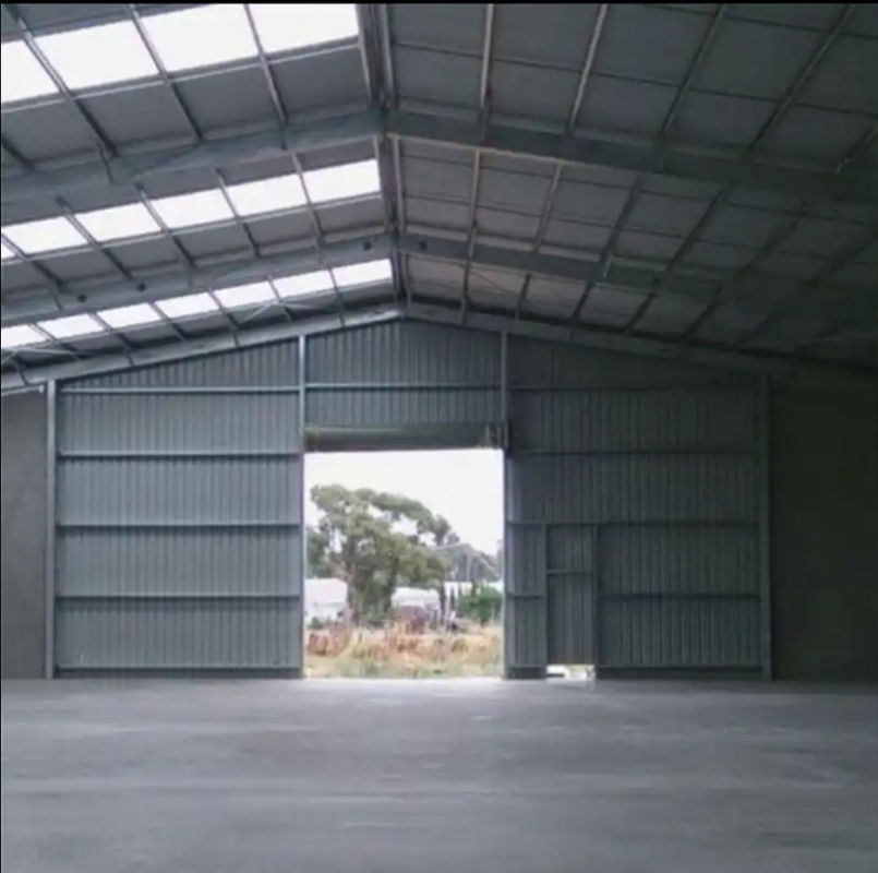 Contemporary Prefab Steel Structure Workshop Factory Roll Up Door Type