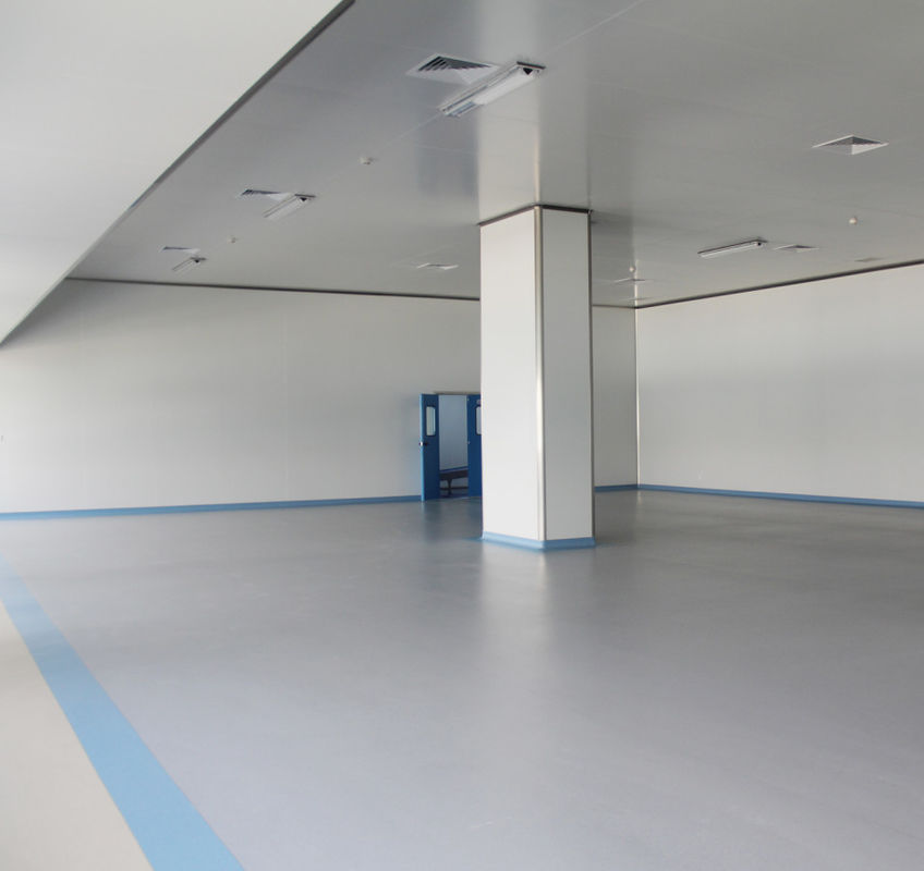 Isolatie en klimaatbeheersing in staalconstructies Isolatruimte voor farmaceutische opslag