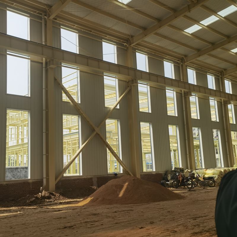 Grote span anti-corrosieve industriële staalconstructie Werkplaats Gebouw Hoog seismisch bestand