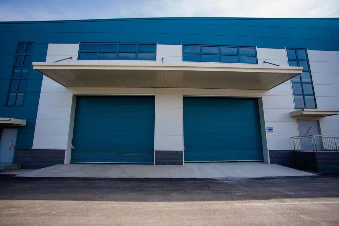 Hoge sterkte ISO / CE goedgekeurde industriële schuur Prefab Steel Structure Workshop